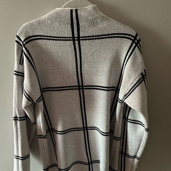 SHEIN striped sweater - Picture 3 of 7